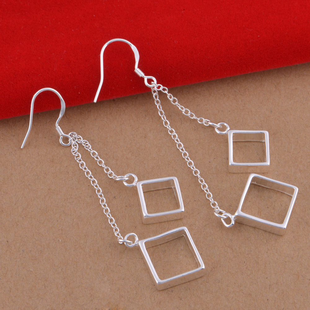925 Silver Plated Square Grid Earrings | Retro Elegant Style Silver Plated Earrings Oasis Select