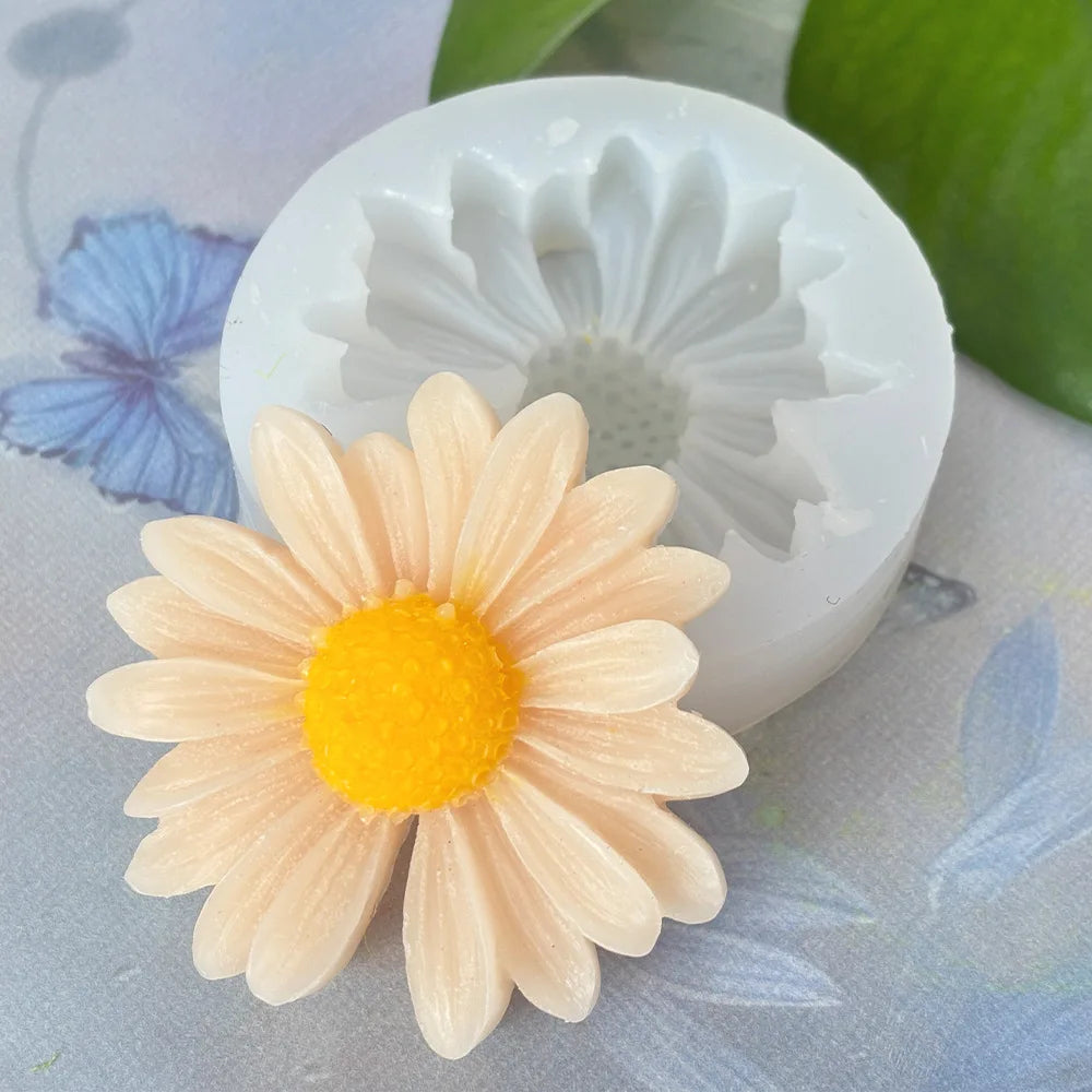 1pc Daisy Silicone Candle Mould. Handmade Aromatherapy Candle DIY Silicone Mold,Decoration Candle Mould Oasis Select