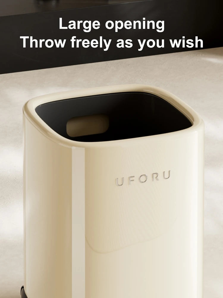 A versatile wheeled trash can that’s easy to clean and ideal for home use, perfect for bedrooms, living rooms, and bathrooms. Oasis Select