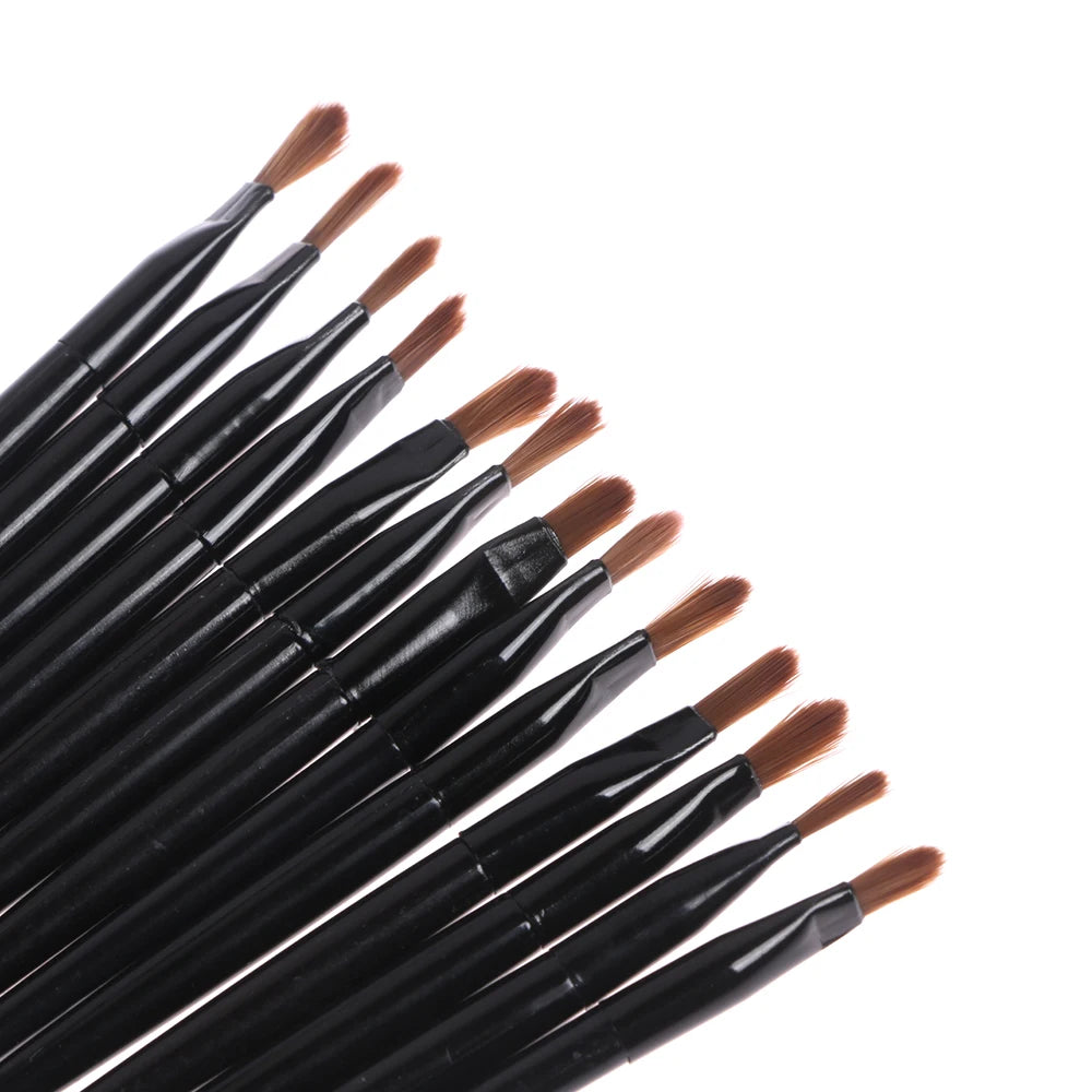 50pcs Disposable Lip Gloss Wand Brushes – Lip & Eyeliner Tools