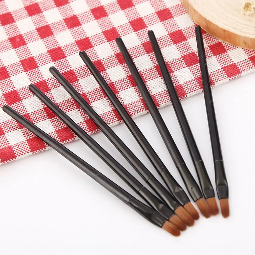 50pcs Disposable Lip Gloss Wand Brushes – Lip & Eyeliner Tools
