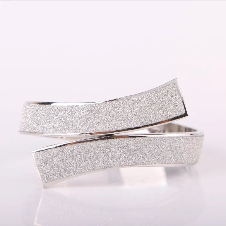 Light luxury high-grade alloy spring curtain clip hole free hook creative storage buckle tie strap room accessories Oasis Select Small silver