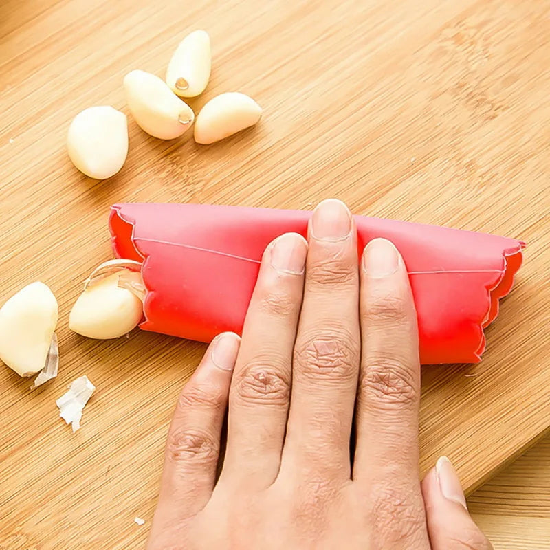 Silicone Garlic Peeler Tube – Easy, No-Smell Kitchen Tool Garlic Peeler Tool Oasis Select