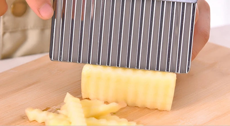Stainless Steel Crinkle Cutter Knife – Wavy Vegetable Slicer Crinkle Cutter Slicer Oasis Select