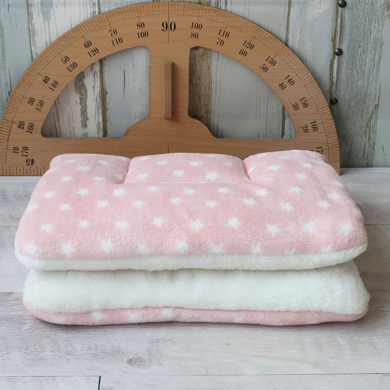 Four Seasons Autumn Winter Thickened Pet MATS Cat Dog Blankets Beds