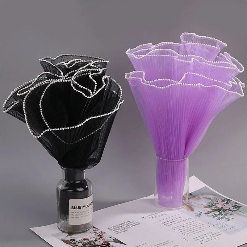 Black White Floral Packaging Bouquets Including Decorative Mesh Wrapping Paper, Pearl-Edged Wrapping Paper, Wrinkled Wave Mesh Oasis Select