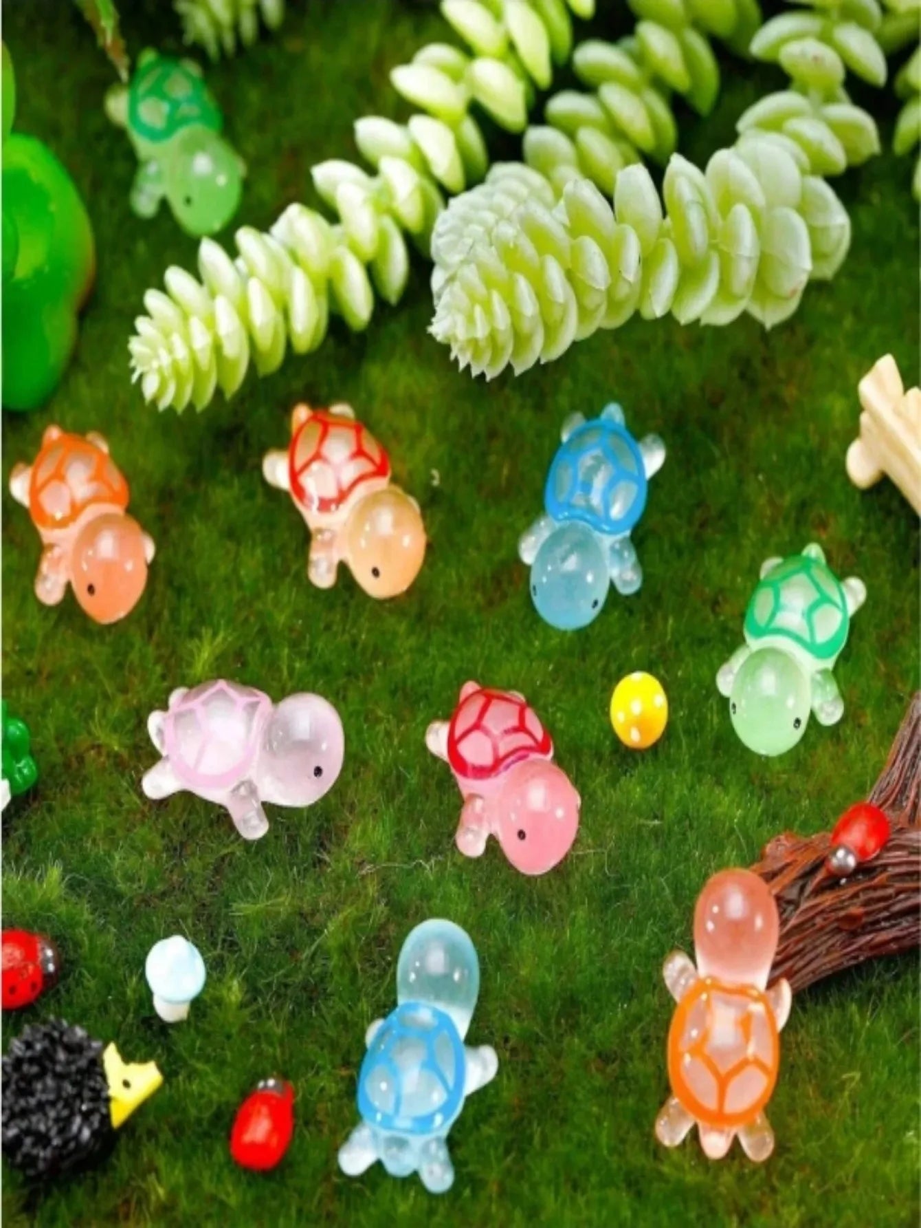 Glow-in-the-Dark 3D Turtle Figurines 30/50pcs – Party Decor Decorative Figurines Oasis Select