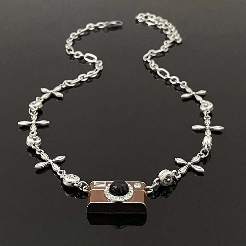 Vintage Brown Camera Pendant Necklace Hip-Hop Simple Personality Women Men Punk Y2K Charms Jewelry Accessories Oasis Select MR-05
