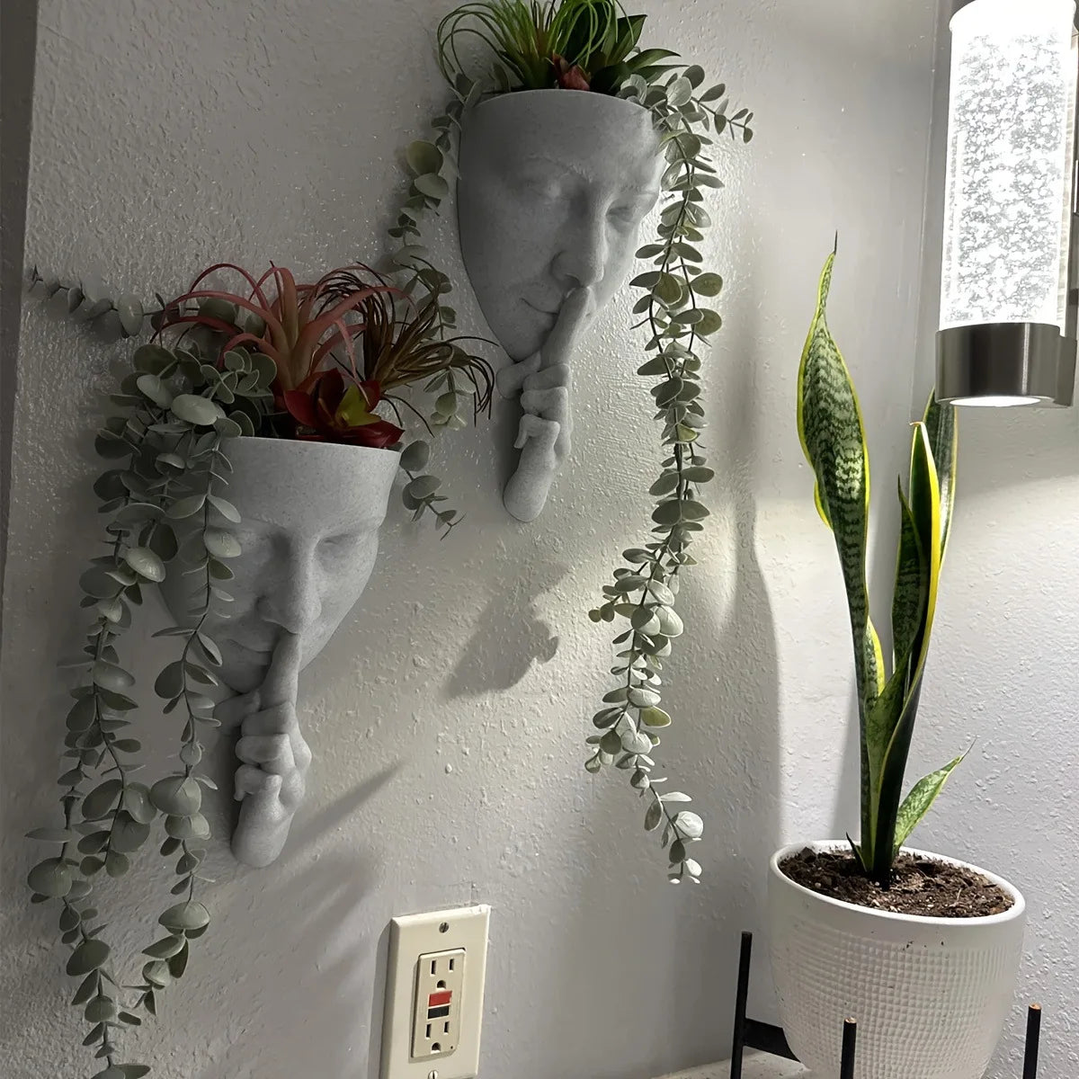Creative Artistic Face Shaped Wall Planter Retro Human Profile Flowerpots Succulent/Plant Pot for Wall Decor Balcony Living Room Oasis Select