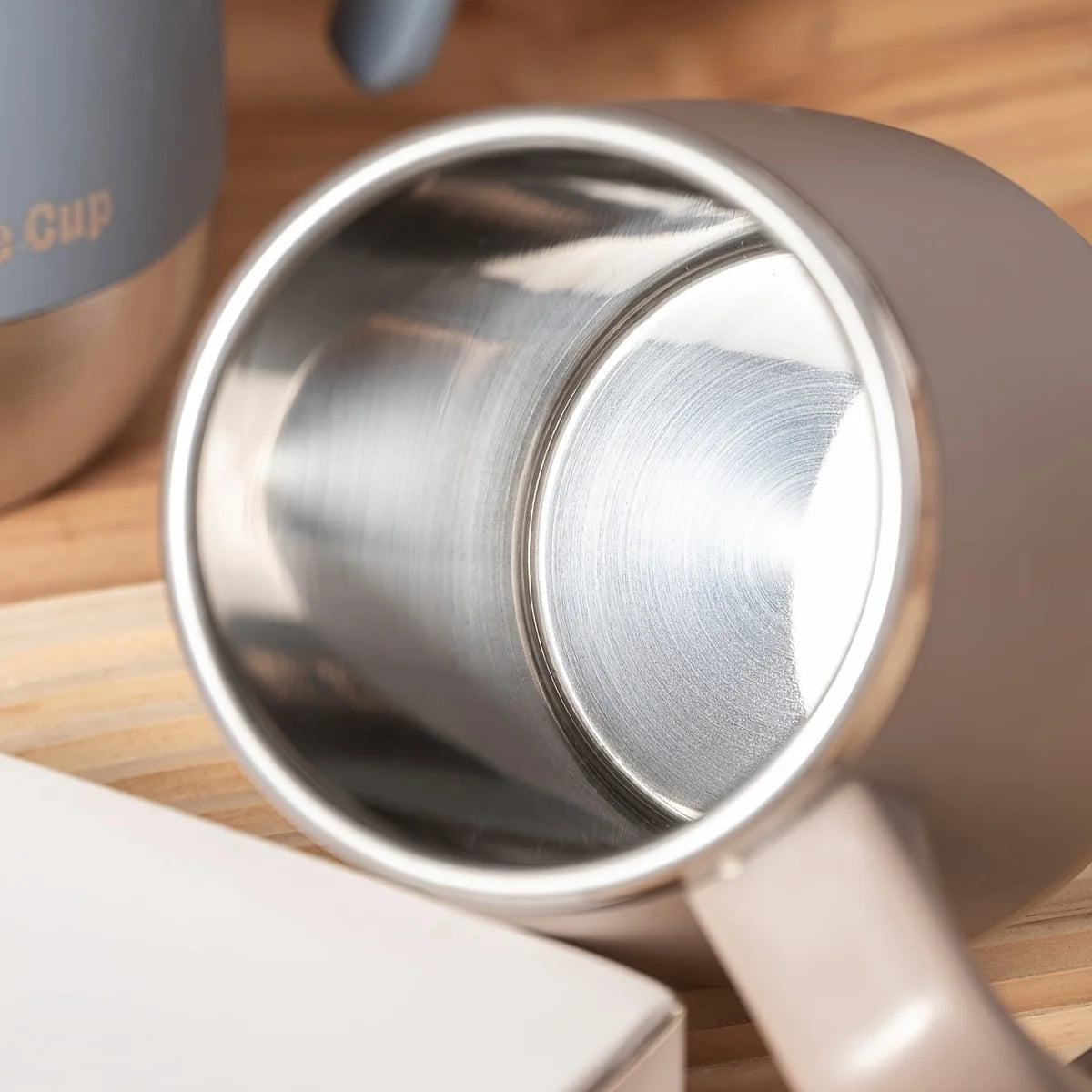 500ml Stainless Steel Coffee Mug with Lid,Double Wall Insulated Travel Thermos Cup,Heat-Resistant for Camping,Gift for Women Men Oasis Select