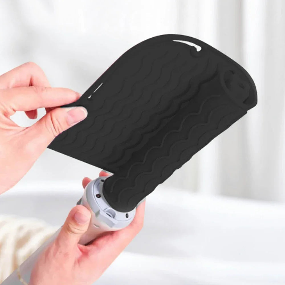 Styling Tools Heat Proof Mat Silicone Pad Anti Slip Portable for Hair Straightener Curling Iron Countertop Protector Oasis Select Black