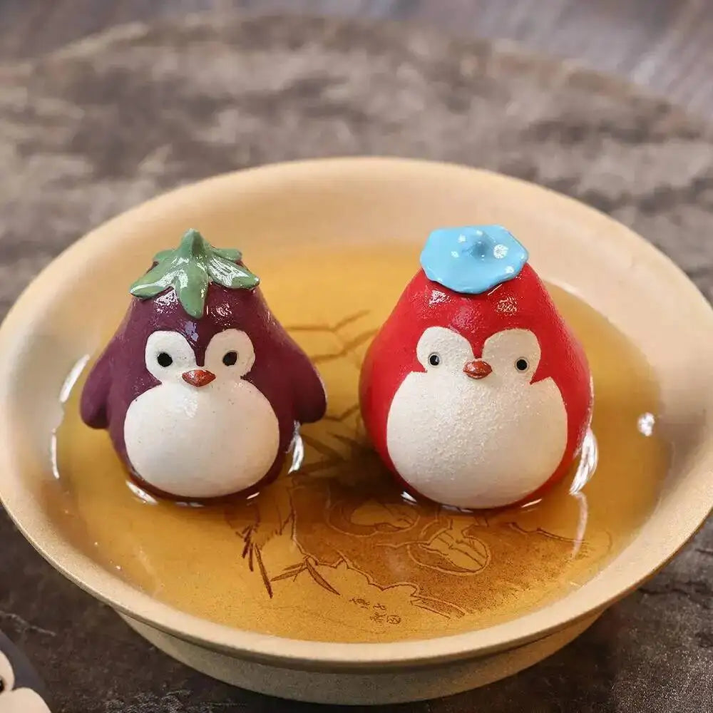 Yixing Zisha Tea Pet Penguin Eggplant Ornament Handmade Powder Clay Sculpture Little Chicken Cover Tray Tea Set Tea Play Tea Oasis Select