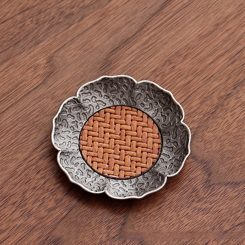 2pcs Chinese Hammer Patterned Alloy Rattan Mat Water Cup Pad Retro Rattan Woven Lotus Cup Holder Heat Insulation Pad Tea Set Pad Oasis Select 2PCS