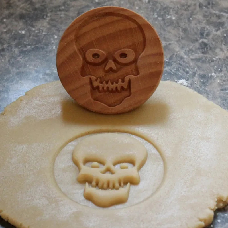Carving Wood Kitchen Biscuit Mold Carving Cookie Mold Cutter Gingerbread Biscuit Crisp Cake Mold Cookie Stamp Oasis Select Skull