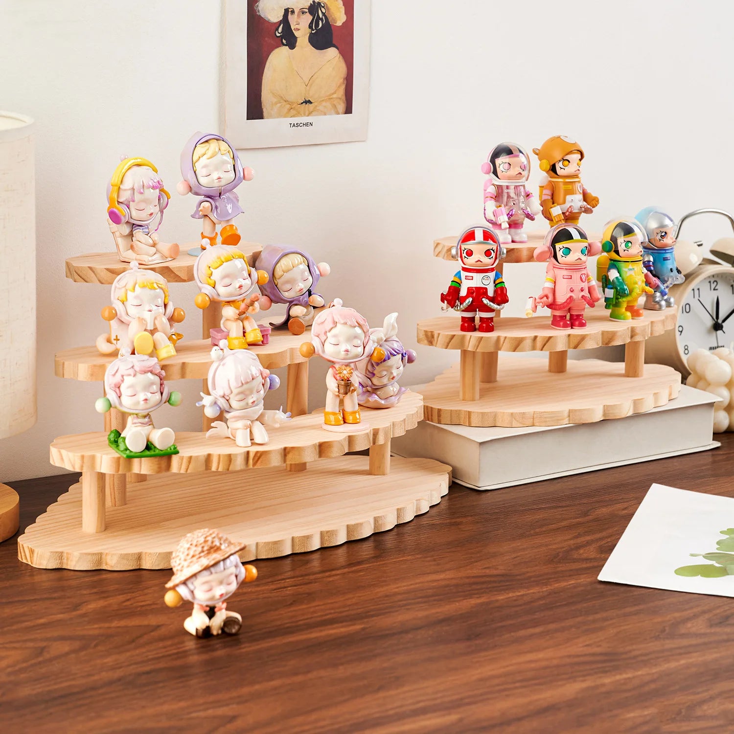 Solid Wood Fan-Shaped Ladder Display Rack | Multi-Layer Organizer