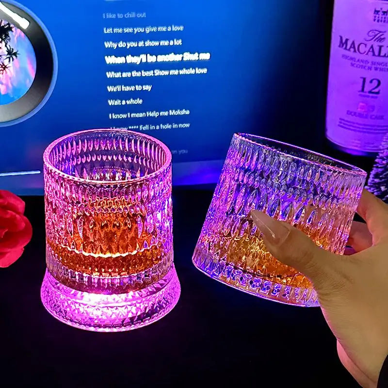 Vintage Glass 360 ° Rotating Glass Cup With Base Creative Glowing Rotation Glass Light Luxury Glass Brandy Wine Cup Glassware Oasis Select