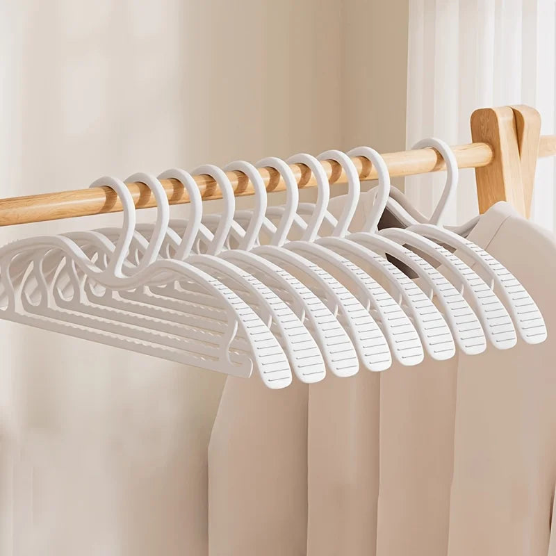 5/15/25/35pcs Wide Shoulder Hangers, Short Neck Non-Slip Mark-Free, Space Saving Closet Organizer for Home Dorm Wardrobe Oasis Select