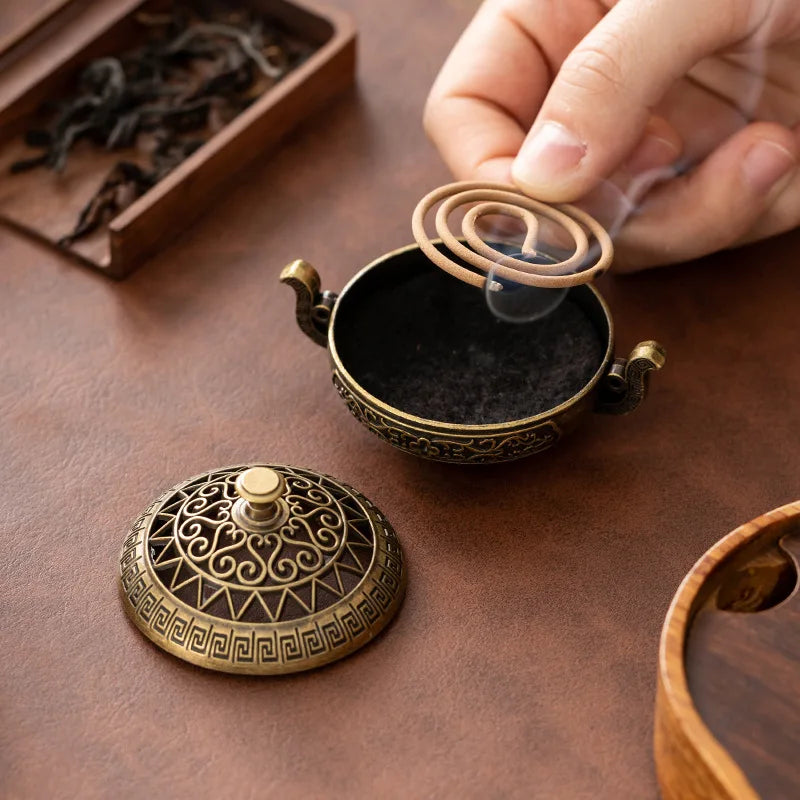 Mini incense burner Incense Burner with Hollowed Out Patterns Three Legged Stove Indoor Stove Plate Desktop Home Decoration Oasis Select