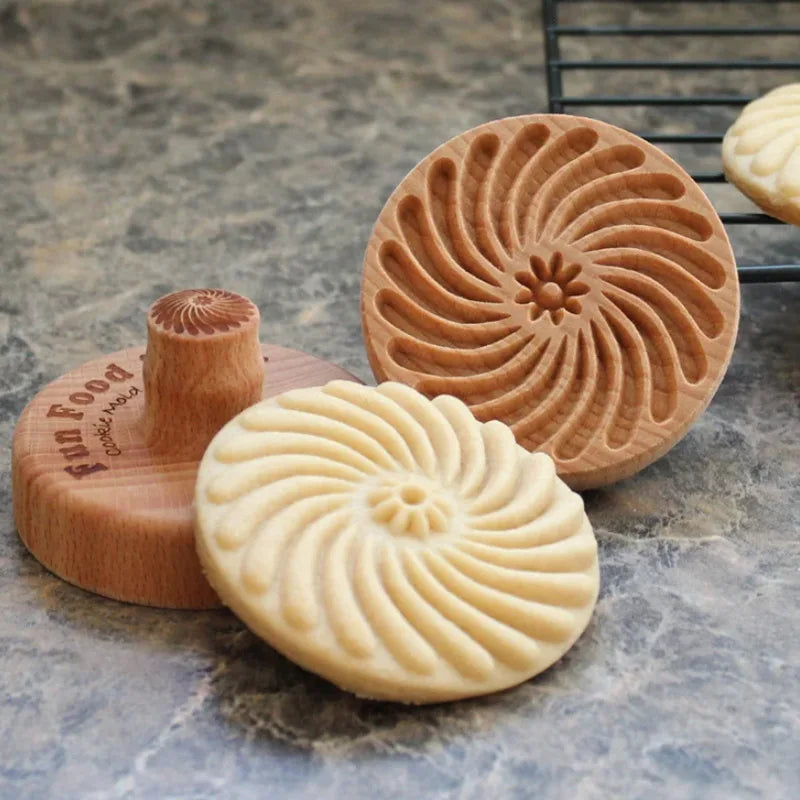 Carving Wood Kitchen Biscuit Mold Carving Cookie Mold Cutter Gingerbread Biscuit Crisp Cake Mold Cookie Stamp Oasis Select Windmill flower