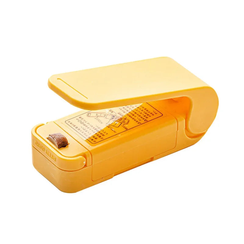 Plastic Heat Bag Sealer Food Packaging Sealing Machine Portable Snack Bag Sealing Clip Kitchen Storage Accessories Home Gadgets Oasis Select 1PC Yellow-B
