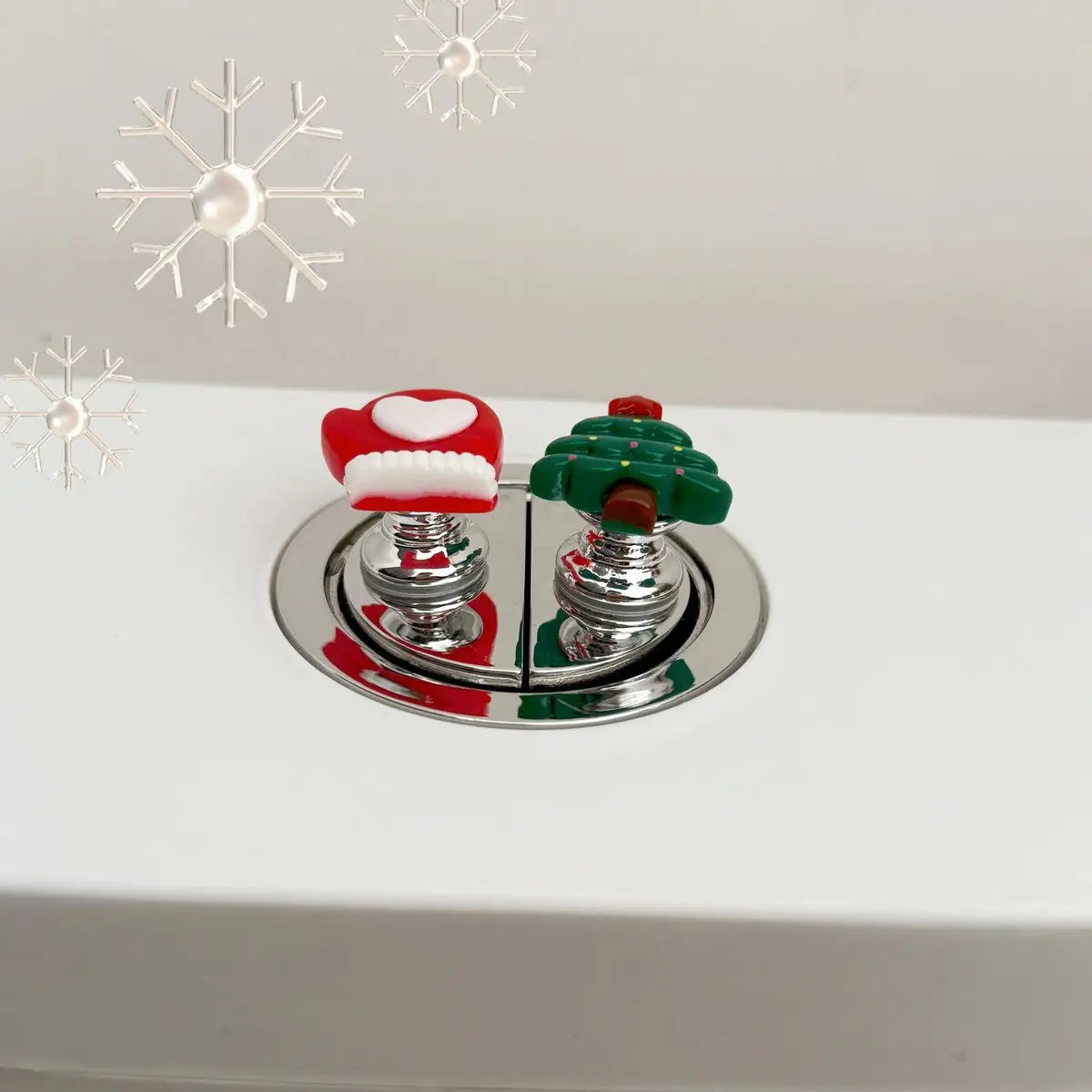 Christmas Series Toilet Press Button Christmas Tree Creative Toilet Water Tank Switch Button Cute Toilet Sticker Oasis Select