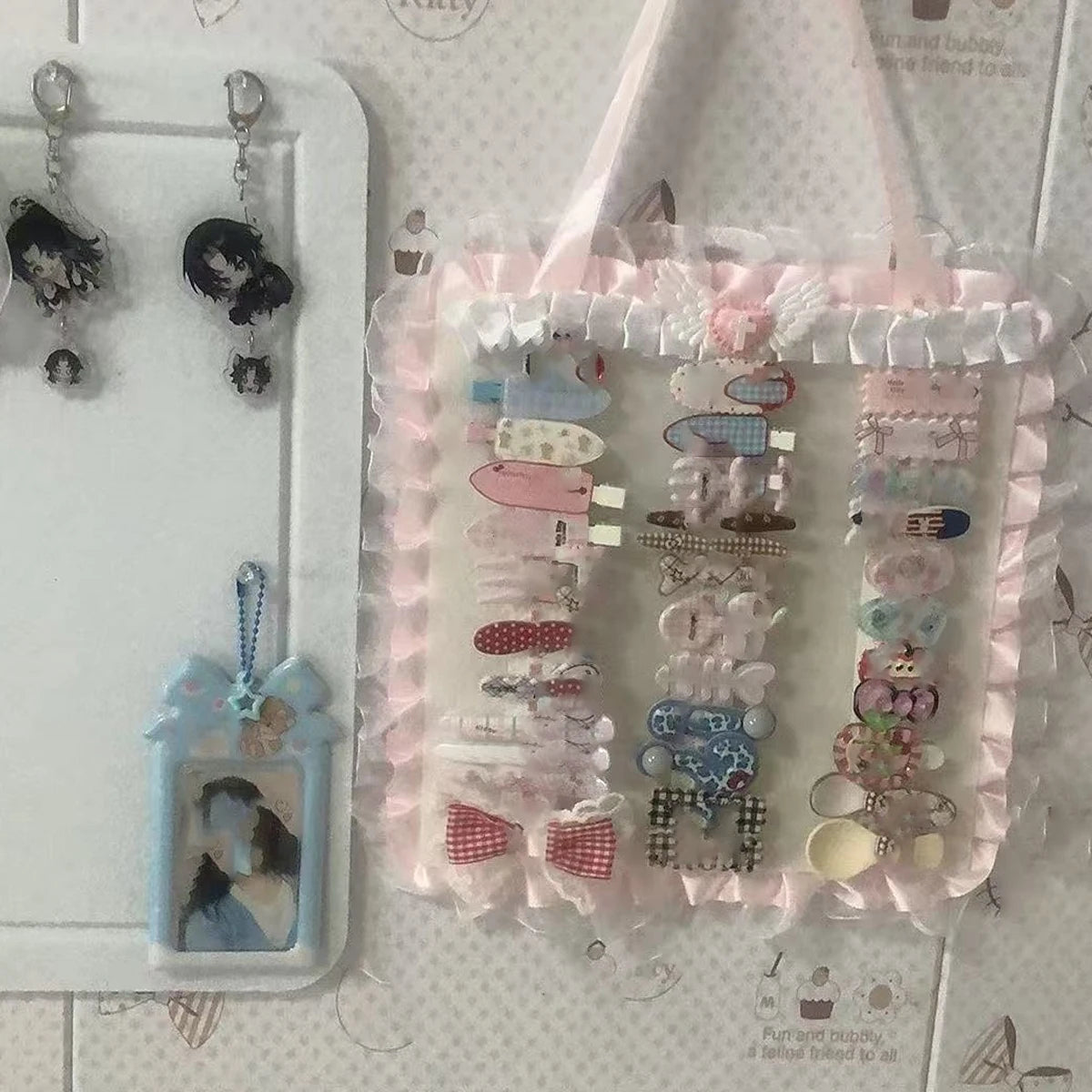 Lovely Felt Wall Hanging Organizer Pouch Decorative Wall Mount Storage Bag for Hair Clips Barrettes All Kinds Bedroom Decor Oasis Select