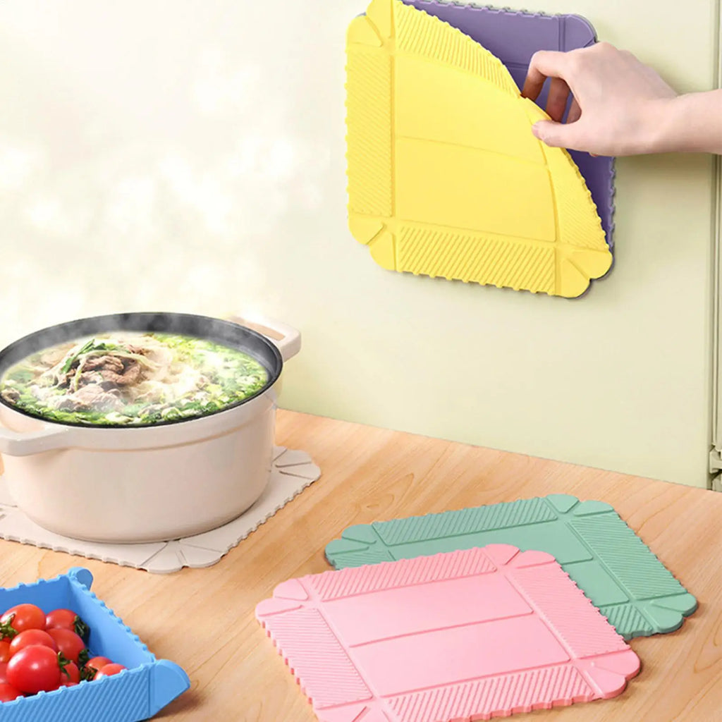 1PC Foldable Silicone Mat With Magnetic Feature Heat Resistant Trivet For Casserole Dish Folding Cutting Board For Camping Oasis Select