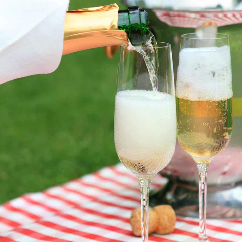 150ml Disposable Plastic Champagne Flutes for Weddings & Parties