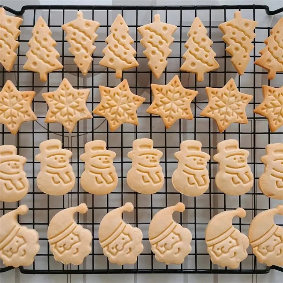 4PCS Mini Cookie Cutters, 3D Raised Cookie Stamps, Snowflake, Snowman, Candy Baking Molds, Christmas Ornament Cookie Cutter Oasis Select