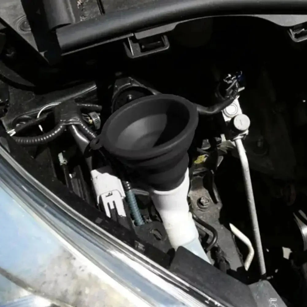 Foldable Silicone Car Funnel – Oil, Petrol & Fluid Transfer