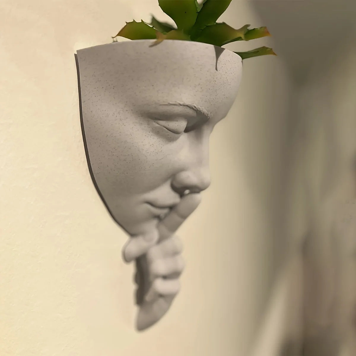 Creative Artistic Face Shaped Wall Planter Retro Human Profile Flowerpots Succulent/Plant Pot for Wall Decor Balcony Living Room Oasis Select