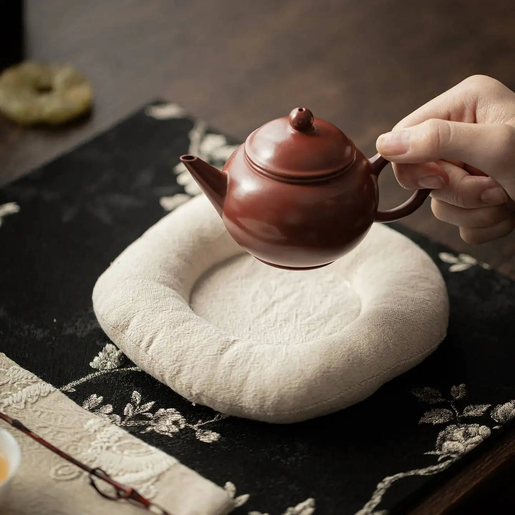 Plum Blossom Embroidery Brocade Tea Mat Household Tea Towel Tea Flag Teapot Mat Teapot Holder Heat Insulation Dry Bubble Mat Tea Oasis Select
