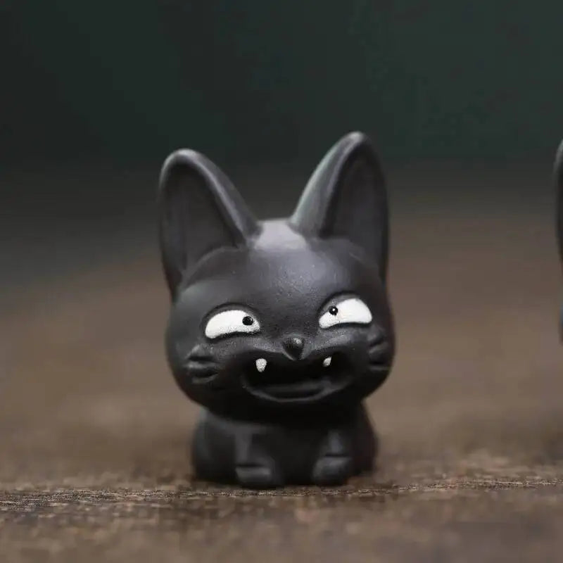 Yixing Zisha Tea Pet Little Black Cat Figurine Handmade Healing Cat Sculpture Craft Tea Table Kung Fu Tea Set Can Be Kept Oasis Select Little Black Cat