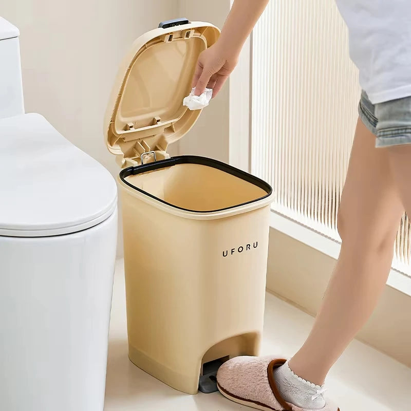 Uforu Large-Capacity Bin, Pedal Bin, DIY Creative Bin for Kitchen, Dormitory and Bathroom, Adorable Design Oasis Select