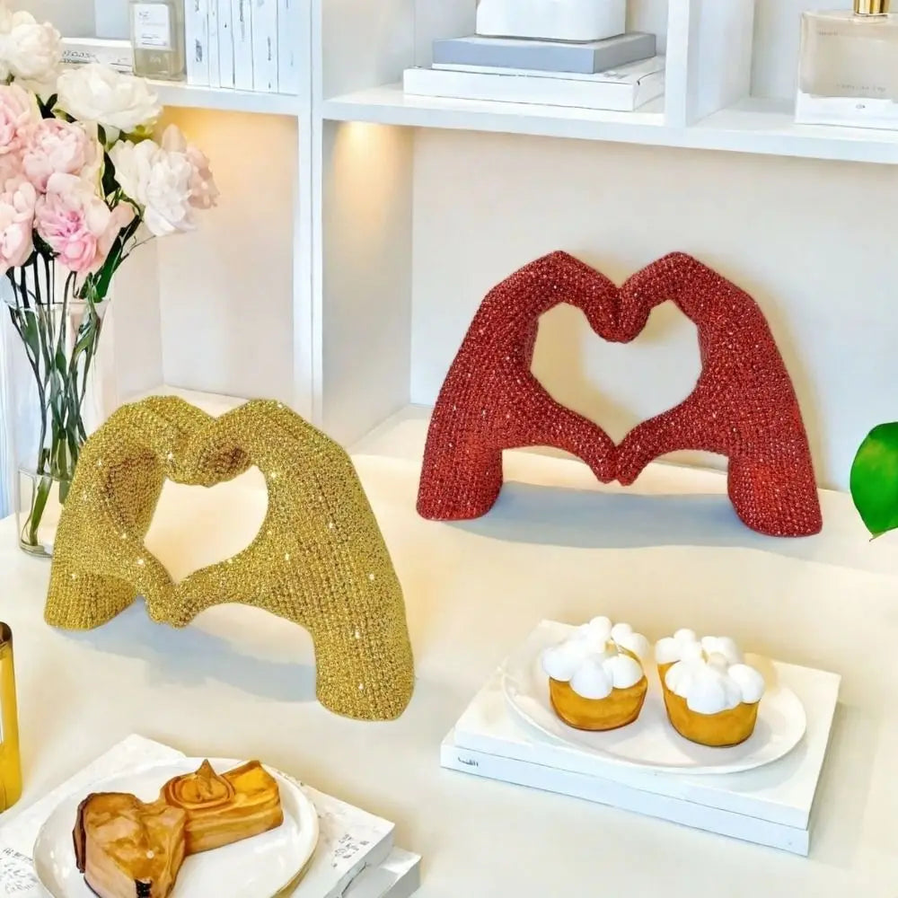 Abstract Resin Heart Finger Sculpture – Decorative Love Statue