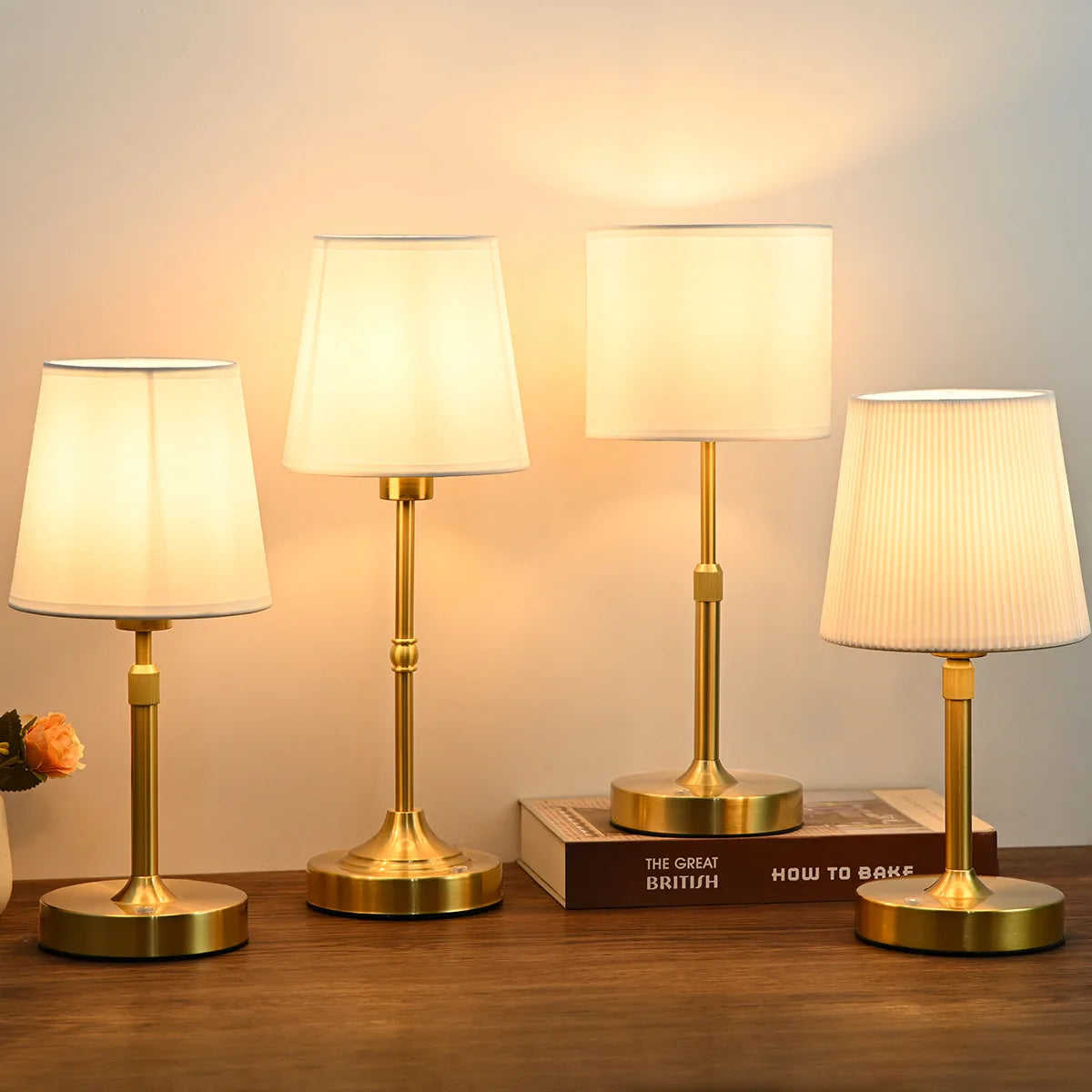 Wholesale of French Fabric Bedside Lamps, Creative Retro Charging Table Lamps, Bedroom Decorative Table Lamps Desk Lamp Oasis Select