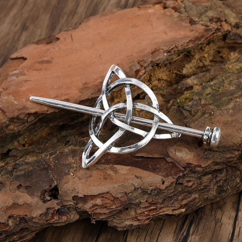 Celtic Knot Silver Hair Clips Vintage-Inspired Hair Claws for Women Symbolic Barrettes for Long Hair Braids Oasis Select Round