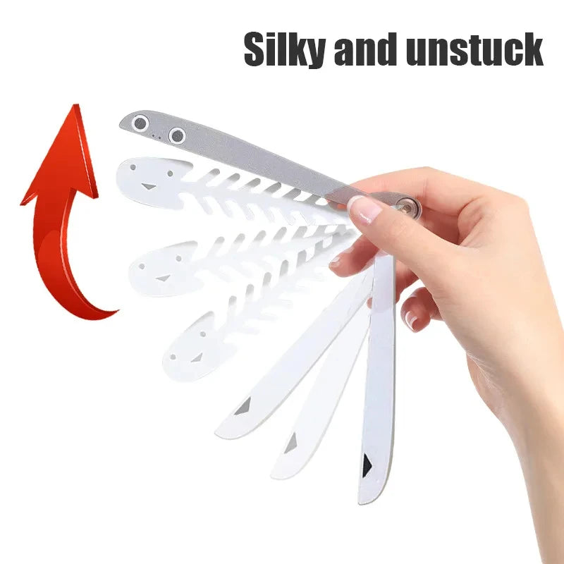 3D Printing Gravity Knife Cub Jumping Small turtle Knife Mini Model Pendant Push Card Decompression Toy Mini Butterfly Knife Oasis Select