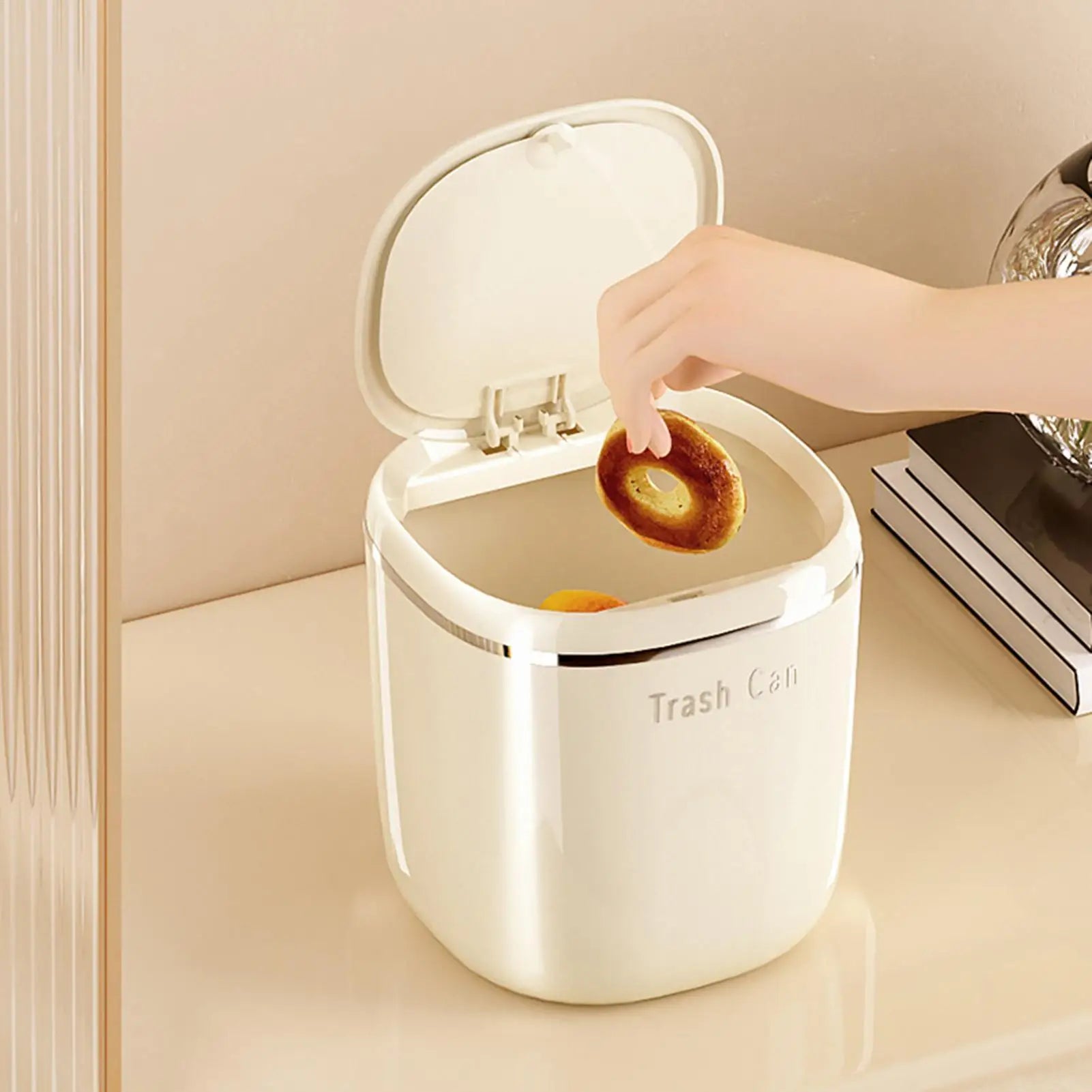 Mini Desk Trash Can with Lid – Compact 2.6L Press-Top Bin