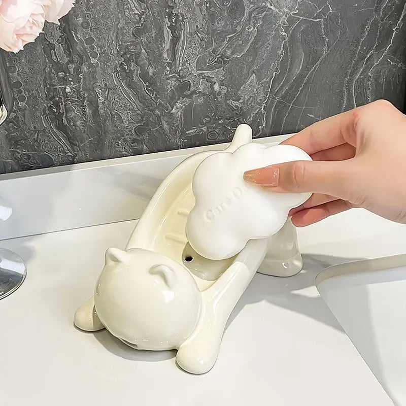 Cute Cat Drain Soap Holder Container Smooth Plastic Toilet Soap Dish Case Tray Bathroom Accessories Washroom Tools Home Decor Oasis Select