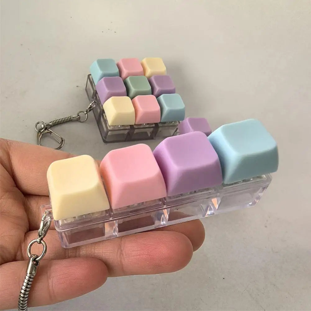 Fidget Keyboard Key Toy – Stress Relief Clicker Keychain Fidget Stress Toy Oasis Select