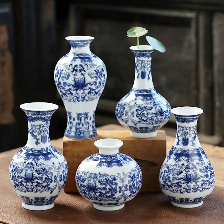 Chinese Table Top Antique Blue And White Porcelain Vase Decoration Crafts Small Ceramic Flower Arrangement Oasis Select
