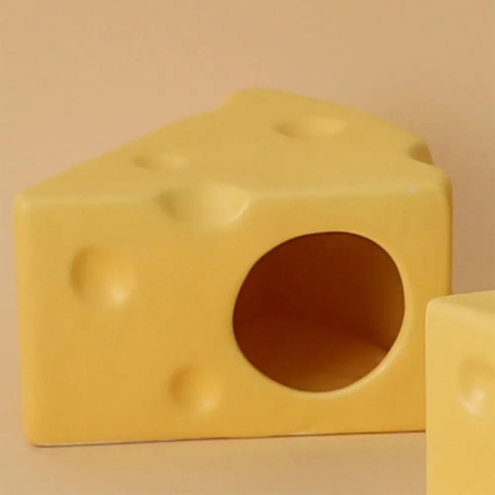 Durable Creative Hamster Hideout Cheese Shape Decorative Feeding Dish Cute Ceramics Hut Ceramics Hamster House Drinker Oasis Select