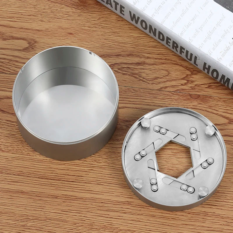 Stainless steel ashtray with cover European style creative personality trend home living room office anti fly ash ashtray Oasis Select