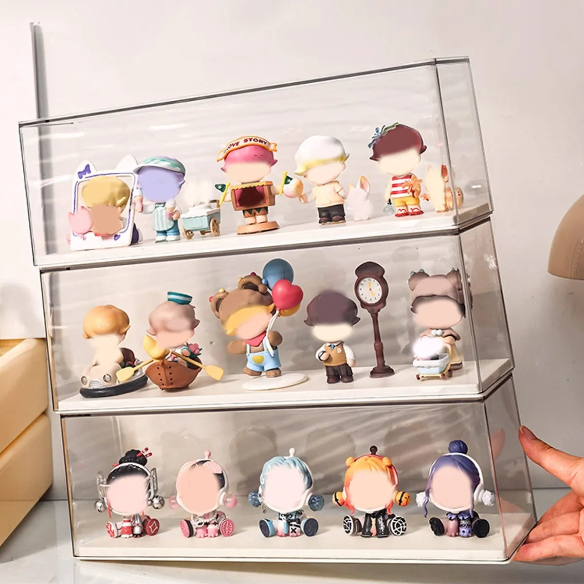 Transparent doll display cabinet, dust-proof storage box for collectibles, doll and doll display rack, stackable storage box Oasis Select