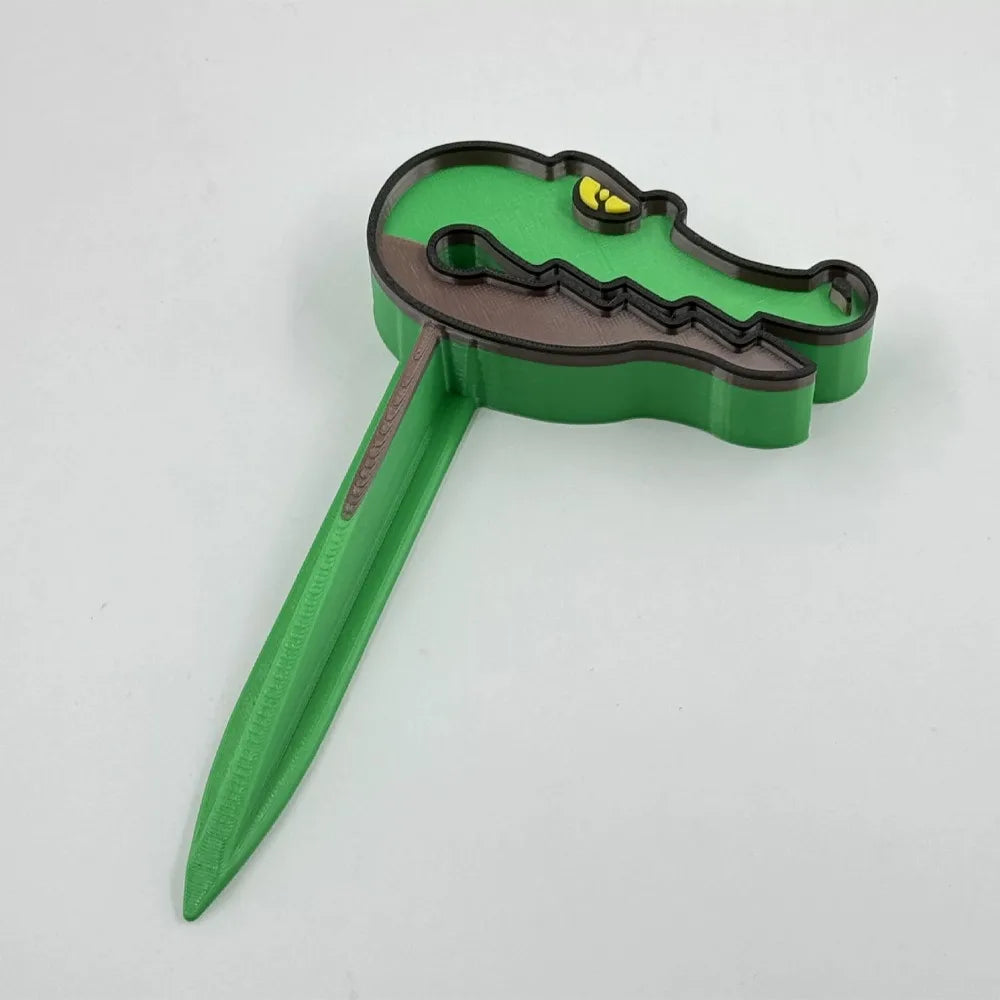 Shark-shaped Beach Towel Clip Strong Grip Windproof Camping Mat Clip Sun-resistant Fabric-friendly Outdoor Towel Holders Oasis Select Green