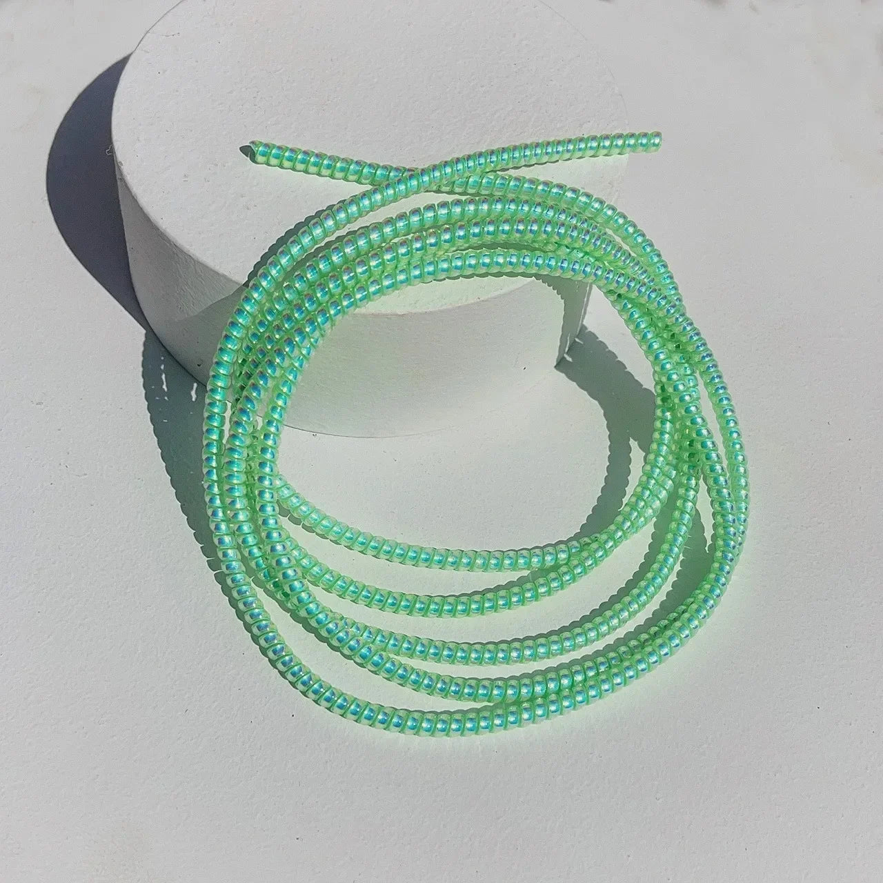2/1Pcs 1.6M Laser Cable Protectors Spiral Data Cable Organizer Wrap Universal Phone Charger Cord Saver Sleeve Oasis Select green