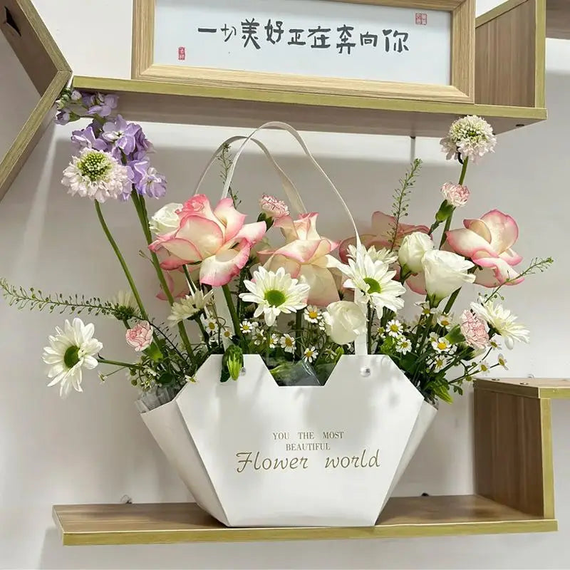 Portable Hollow-Out Flower Basket Gift Box | Bouquet Wrap