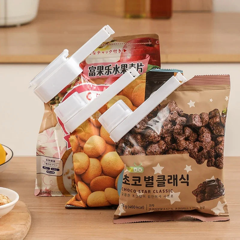 1/2pcs Food Bag Clips, With Lid Sealing Clips, Milk Powder Snack Clips Sealer, Kitchen Food Moisture-Proof Chips Milk Bag Clips Oasis Select
