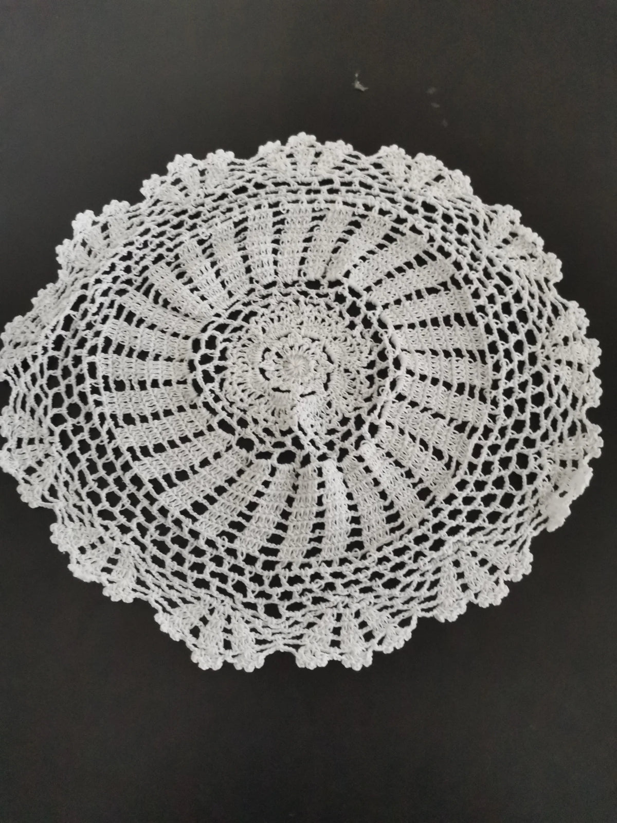 Round Hand Crocheted Doily Vintage Cup Mat Cotton Crochet Table Place Mat Wedding Napkins Cloth Lace Placemats Decorative Oasis Select White-40cm